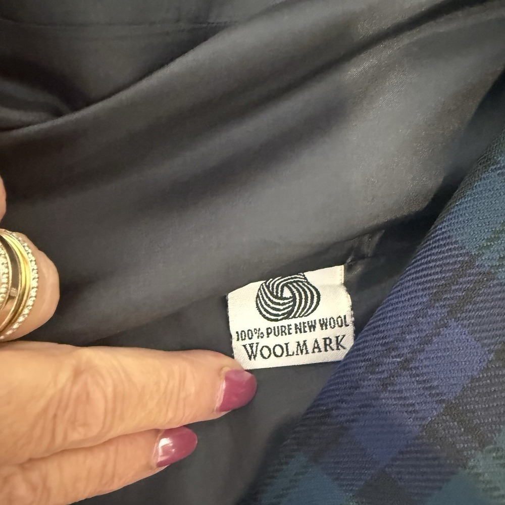 Vintage Pendleton 100% Virgin Wool Tartan Plaid 2- Button Jacket Women Sz 12 P - Picture 6 of 8